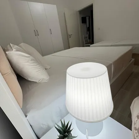 아파트 New Portside Sarandë