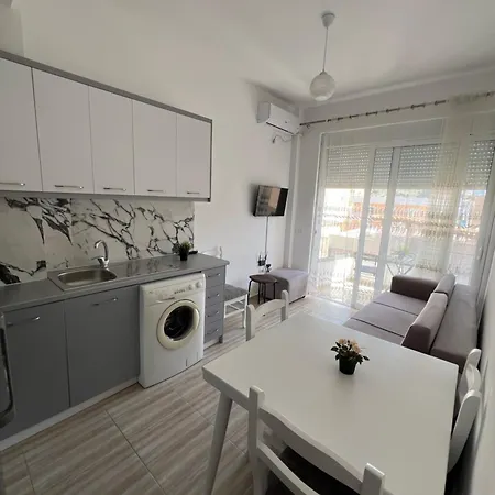 New Portside 아파트 Sarandë