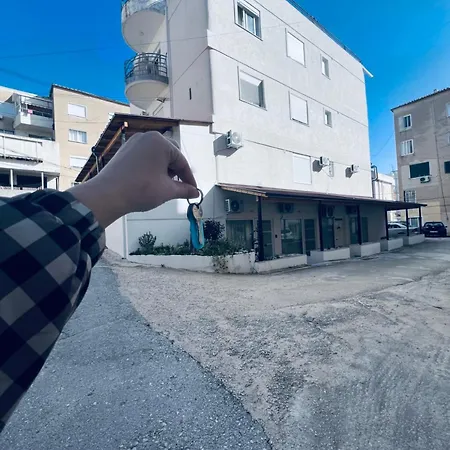 New Portside 아파트
